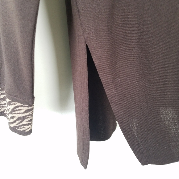 Exclusively Misook Brown Animal Print Cardigan, M - Picture 5 of 7